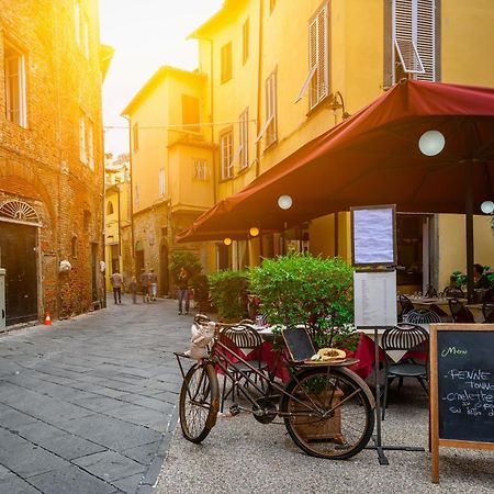 Appartamento Centro Storico Riva 2 - Happy Rentals Exterior photo
