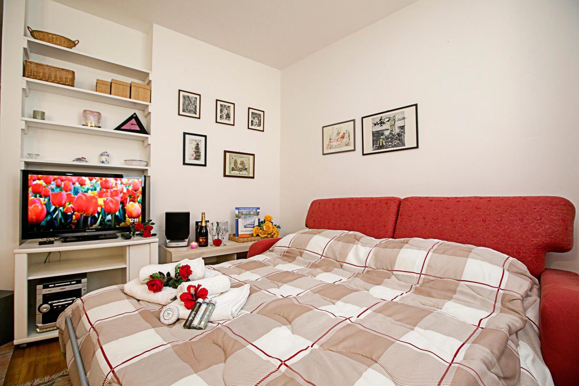 Appartamento Centro Storico Riva 2 - Happy Rentals Exterior photo